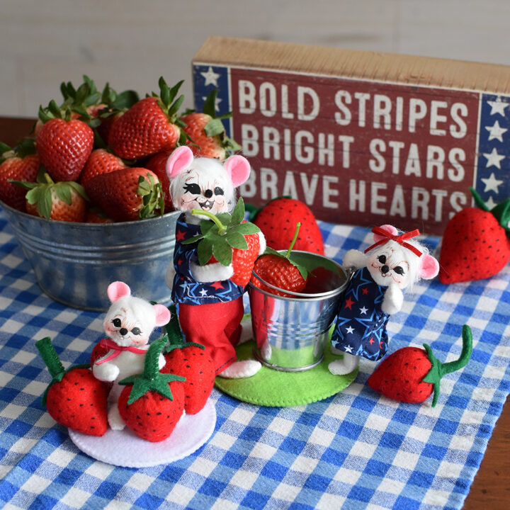 2024 Strawberry Mouse Bundle-WEB