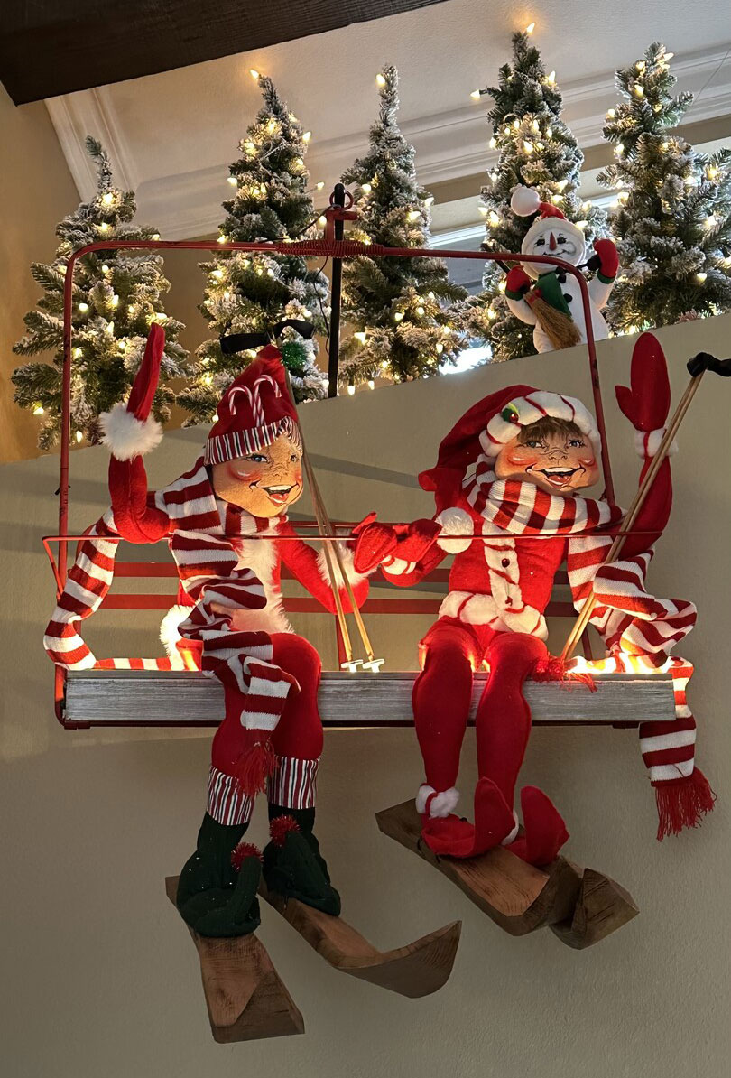 Annalee Ski Elf Display for Holiday Photo Contest